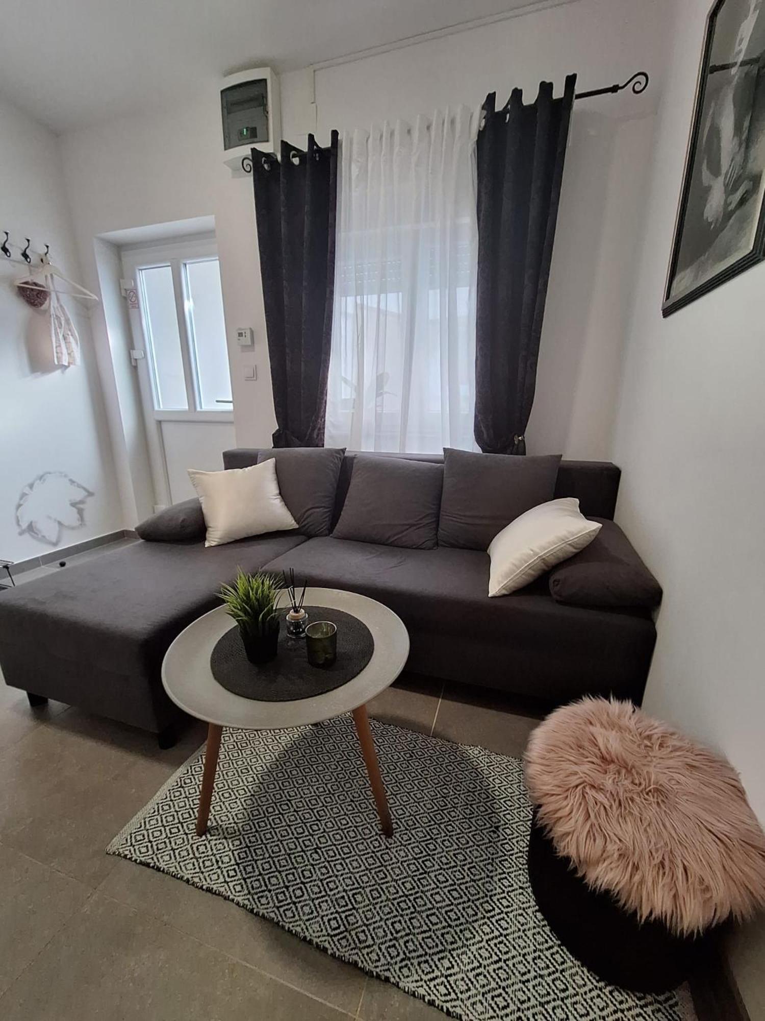 Studio Apartmani Louis I Lola Zagreb Eksteriør billede