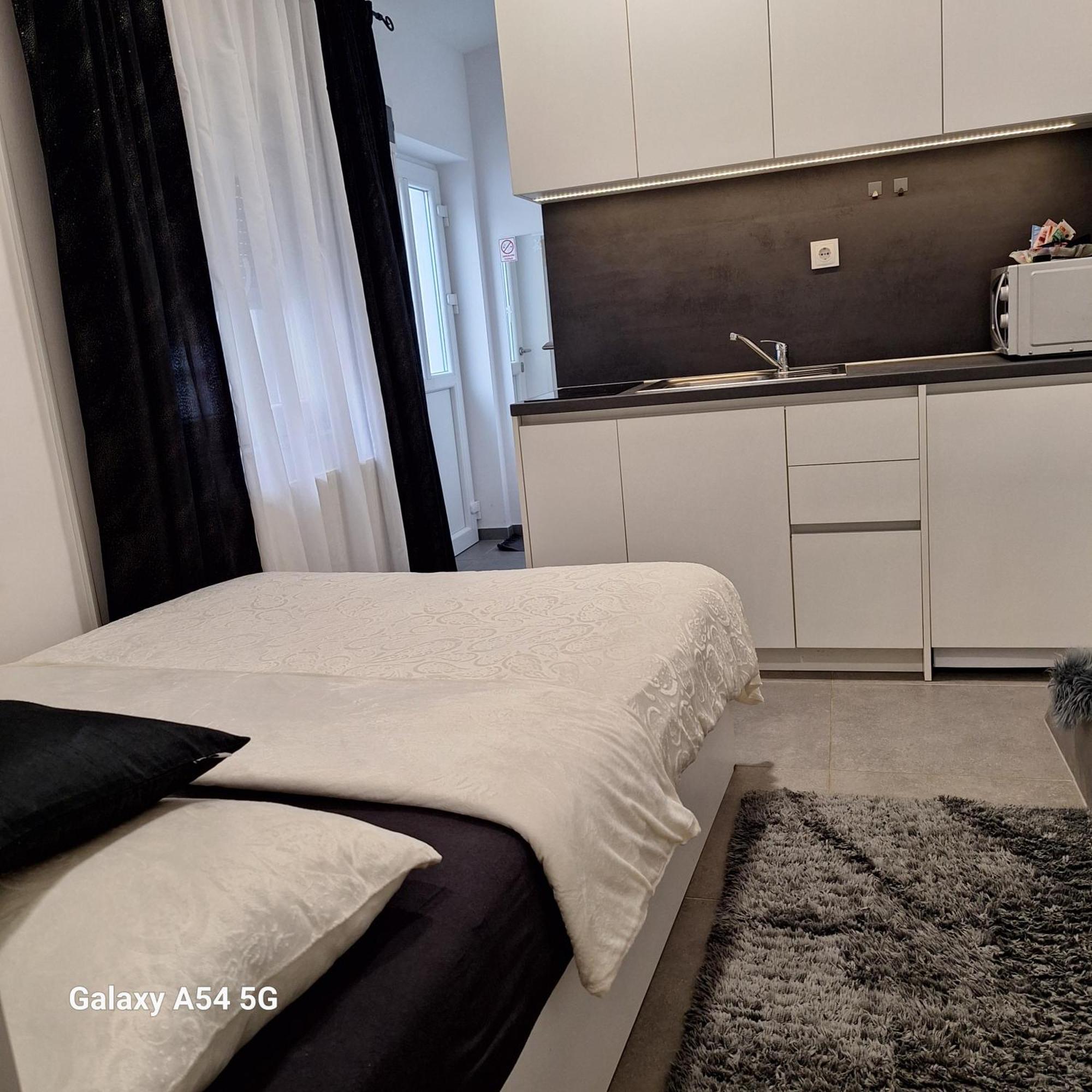 Studio Apartmani Louis I Lola Zagreb Eksteriør billede